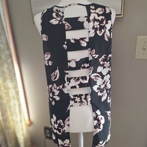Express Black Floral Cutout-Back Tank Top - White/Pink Flowers